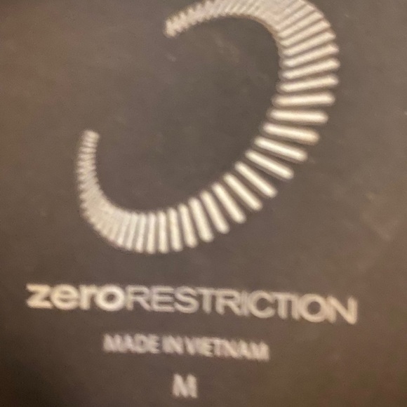 U.S. Open 2020 Winged Foot Zero Restriction Rain Jacket - Picture 4 of 4